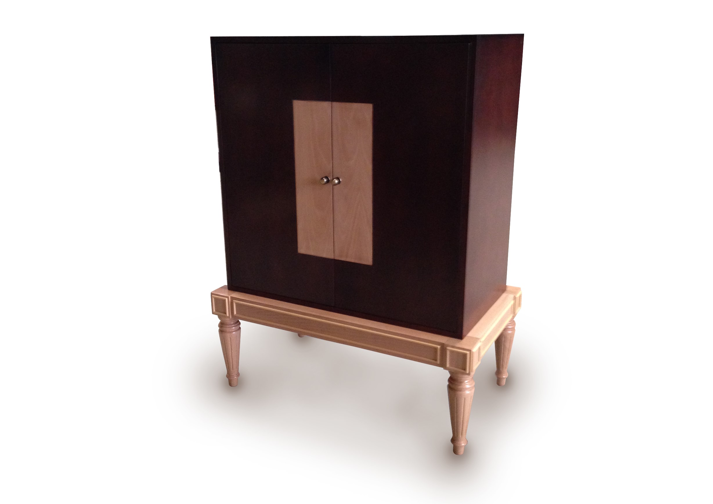 CUPBOARD WITH LEGS